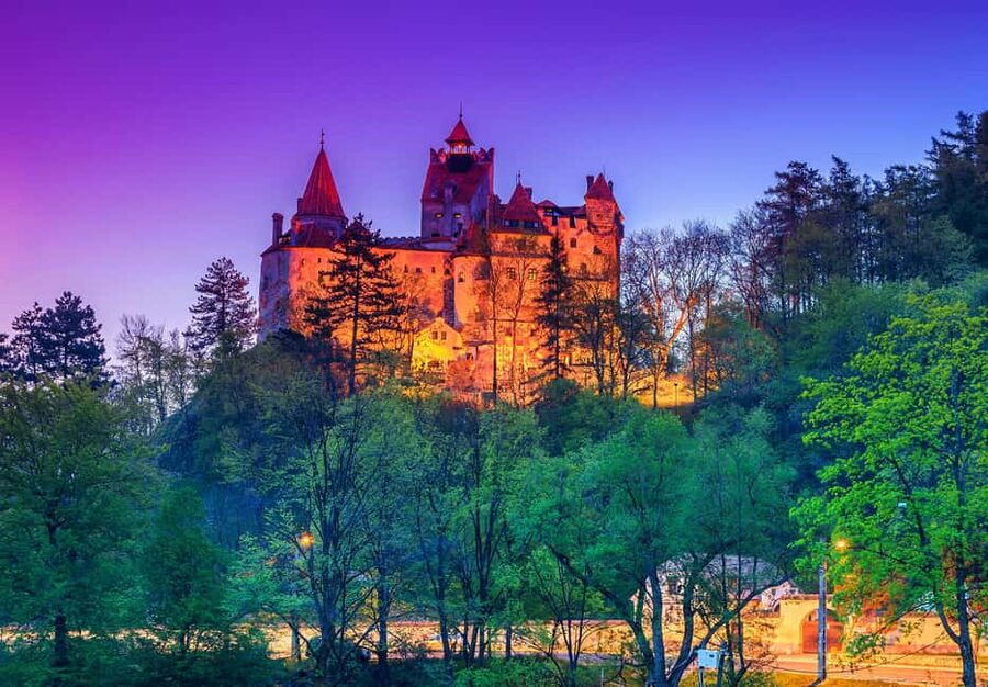 From Bucharest: Day Trip to Dracula's Castle, Peles & Brasov - Morning pickup and the bus ride that sets the pace