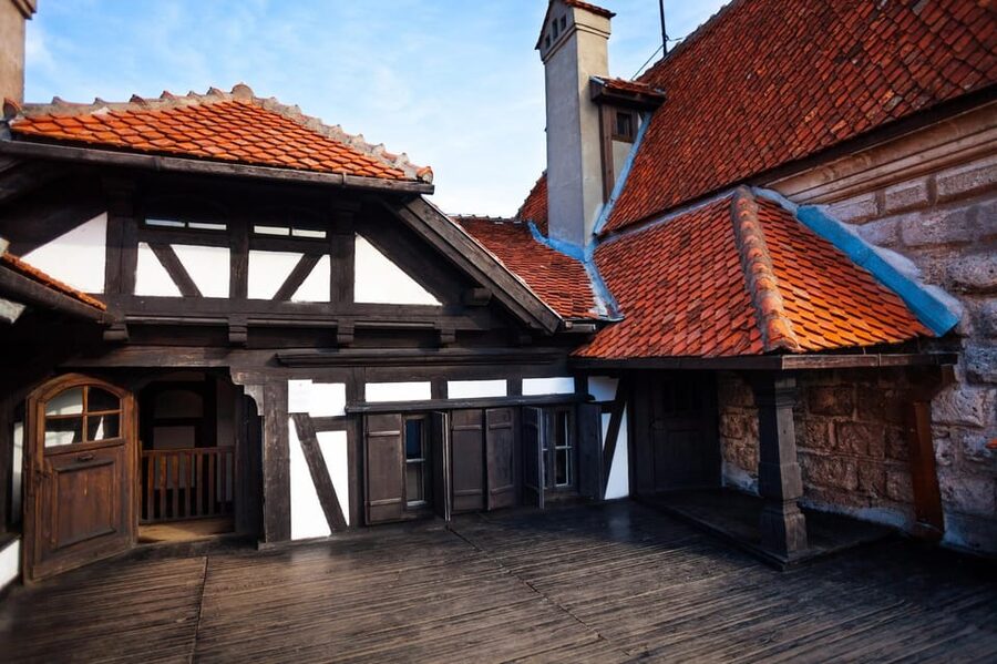 From Bucharest: Full-Day Trip to Dracula Castle - Key highlights worth your attention