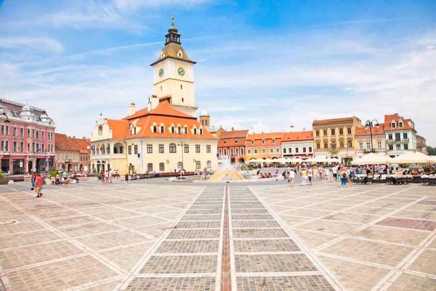 From Bucharest: Peleș and Bran Castles Private Tour - Bran Castle and the Legend of Count Dracula: Fortress Feel Plus Market Time