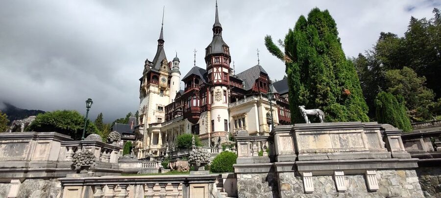 From Bucharest: Private 6-Day Dracula Tour in Transylvania - Key Points You Should Know Before Booking