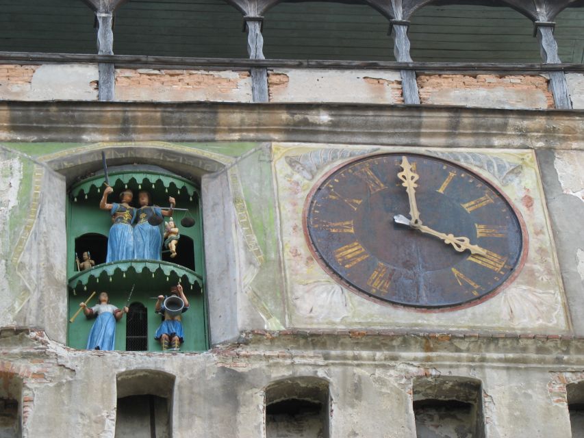 From Cluj: Sighișoara and Church of Biertan Guided Tour - How the walking schedule works (and how to not get tired)