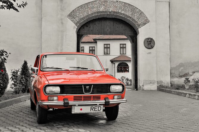 From Dracula to Ceaușescu-Romanian Terror Stories Tour with Dacia - Stop 1: Piața Constituției and the human cost behind the Parliament
