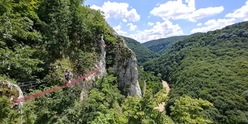 From Oradea: Gorges of Crisul Repede River - Meeting in Oradea: pickup spots, small group logistics, and your pace