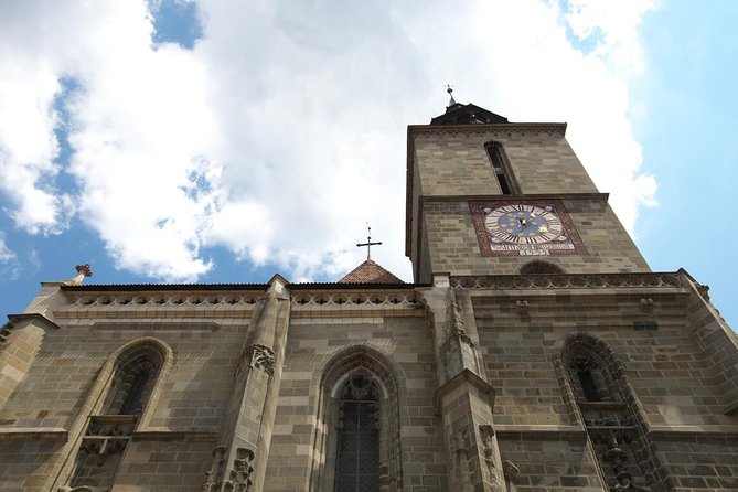 Full-Day Private Tour of Brasov City and Peles Castle from Bucharest - Piaţa Sfatului and Strada Sforii: the street-level payoff