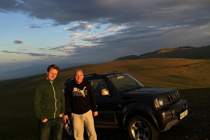 Half-Day 4x4 Tour in the Eastern Carpathians - National Park Time: Picnic, Belvederes, and the Ecem Peak Hike