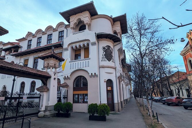 Half-Day Private Food and Wine Walking Tour Oradea Romania - Stop 3, Cofetarie La Teatru: Romanian meat-forward plates and wine