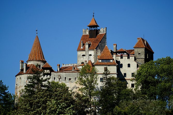 Highlights of Transylvania - private tour - Brasov medieval center: Council Square, Black Church, towers, and Rope Street