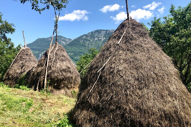 Hiking back in time: The Remote Villages of Banat - Key highlights you will feel on the ground