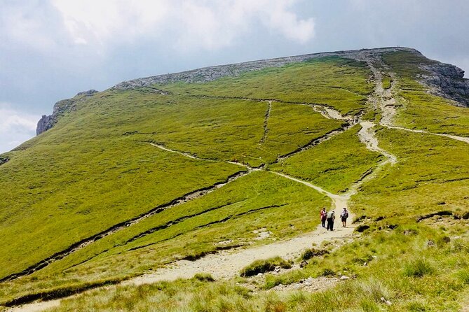Hiking in Bucegi Mountains in the Carpathians, Private tour - Who this Bucegi hike is best for