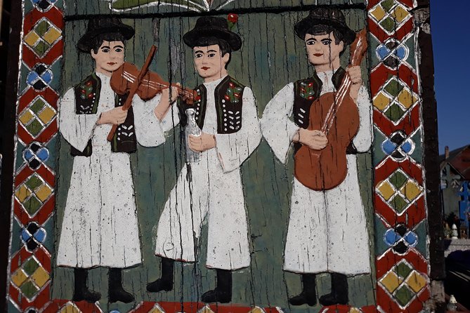 Maramures best, full day tour from Cluj - Sapanta’s Merry Cemetery and the dowry-room peek