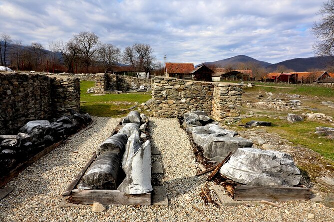 One Day in Transylvania - Departure from Timisoara - Stop 1: Carpathian Mountains, the Roman-style approach to travel