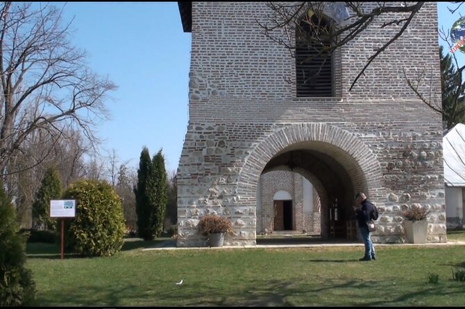 One-Day Vlad the Impaler Royal Court Private Tour from Bucharest - Stop 5, Vidraru Dam for a big reset and an included admission perk