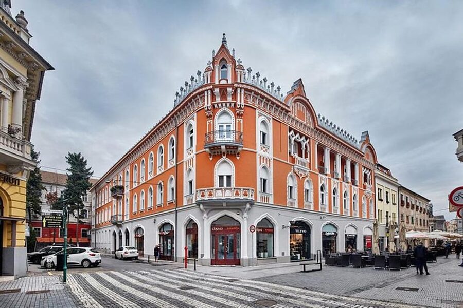 Oradea city tour - Orthodox Synagogue: One of the Best Uses of Your Time