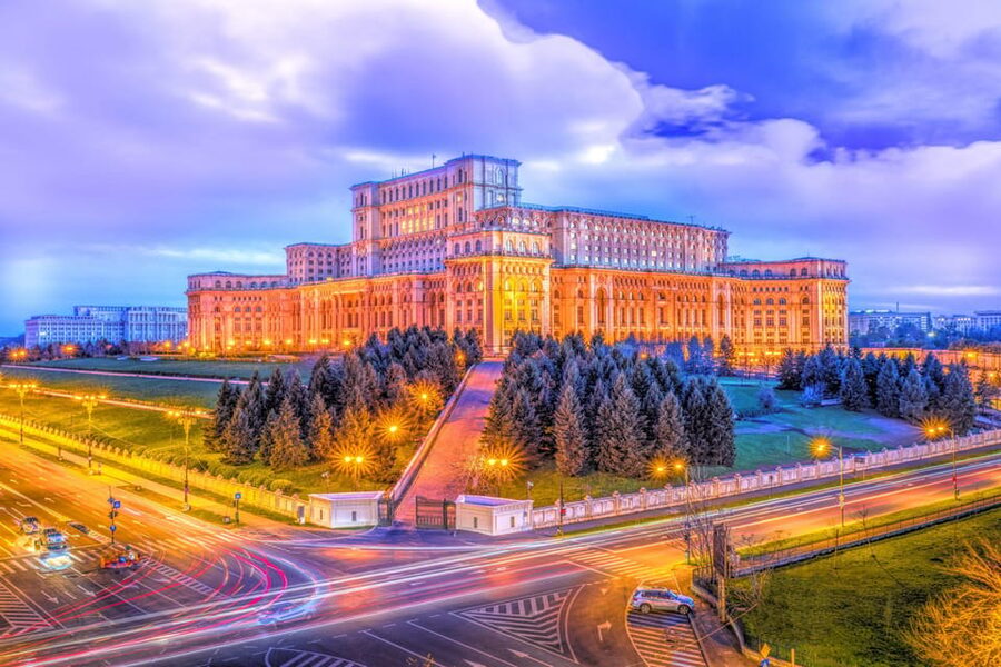 Palace of the Parliament, Village Museum & Ceaușescu Mansion - Entering the Palace of the Parliament with the right ID