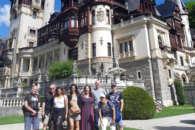 Peles Castle, Dracula's Castle and Medieval Town of Brasov in one day - Price and value: what you pay, what you still need