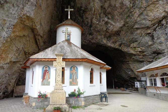 Prahova Valley Private Day Trip with Sphinx, Babele, and Ialomitei Cave - Price and what you really get for $177.98 per person