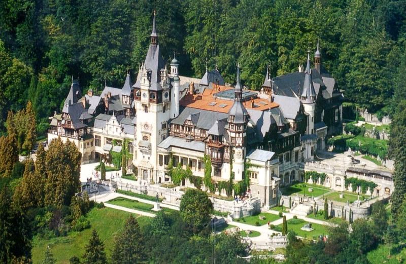 Premium Tour Bran & Peles Castle from Bucharest - Booking Reality Check: What This Day Trip Is