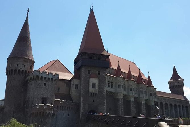 Private 6-Day Dracula Tour in Transylvania from Bucharest - Day 3: Sibiu squares, Medias fortified charm, and the Dracula Castle Hotel night