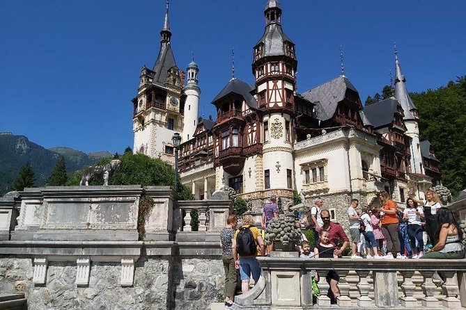 Private 6-Day Dracula Tour in Transylvania from Bucharest - Day 2: Hunyadi Castle’s spooky reputation and Alba Iulia’s star-shaped fortress walls