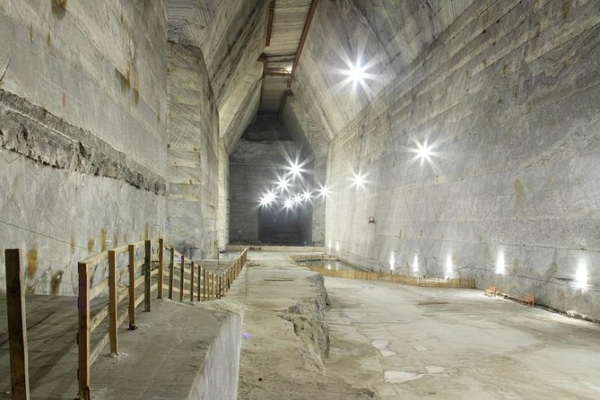 Private Bucharest Muddy Volcanoes and Unirea Salt Mine Tour - The lunch break that keeps the day from feeling like a marathon