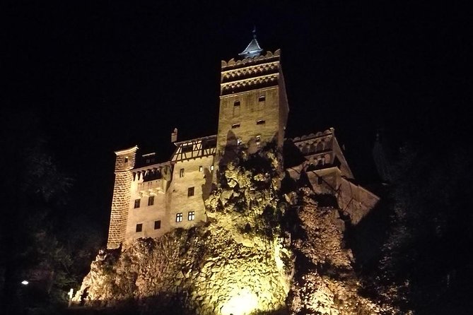 Private Day Tour - Transylvania & Dracula's Castle Through The BackDoor! - Bran Castle: Dracula vibes, but also medieval engineering and crowds management