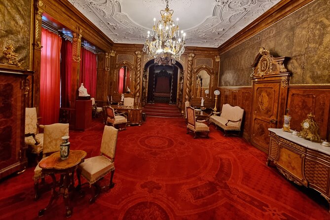 Private Day Trip from Bucharest: Dracula’s Castle, Peles & Brasov - What weather, crowds, and expectations mean for your day