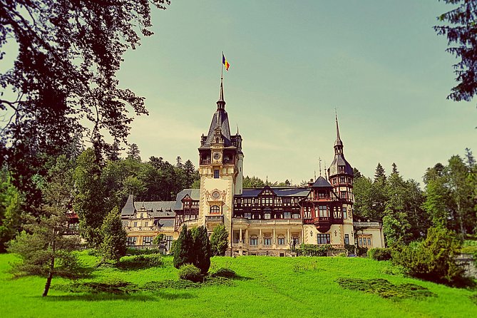Private Day Trip to Peles and Bran from Bucharest - Touring Peles: Time, Tickets, and Photo Expectations for 2025
