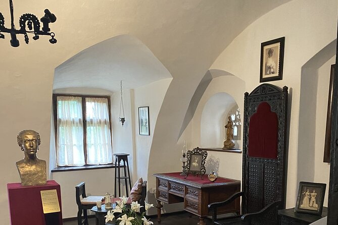 Private Day Trip to Peles Palace, Dracula's Castle and Brasov - Tickets, lines, and how to plan your day like a pro