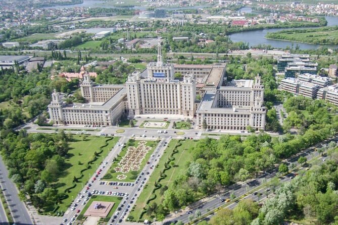 Private Guided Panoramic Tour in Bucharest by Car - Catedrala Mantuirii Neamului, Piaka Unirii, and Piaka Revolukiei from the street
