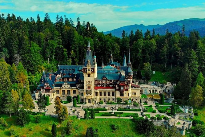 Private tour to Bran Dracula's Castle and Peleș Royal Castle - Pickup, Comfort, and the Realities of a Long Drive