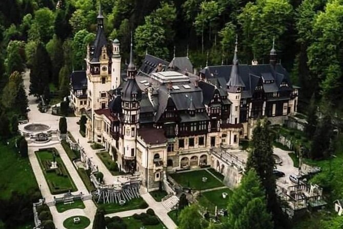 Private Tour to Dracula's Castle, Brașov City & Peleș Castle - Timing and Traffic: The One Thing This Tour Can Not Fix