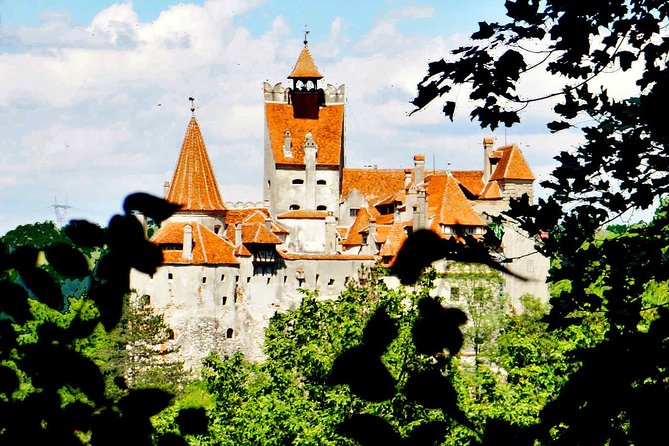 Private Tour to Dracula's Castle, Peles Castle from Bucharest - Pickup, timing, and why the order feels intentional