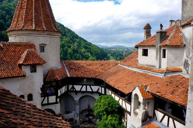 Private Tour to Dracula's Castle, Peles Castle from Bucharest - Price and logistics: how the $132.99 per person adds up in real life
