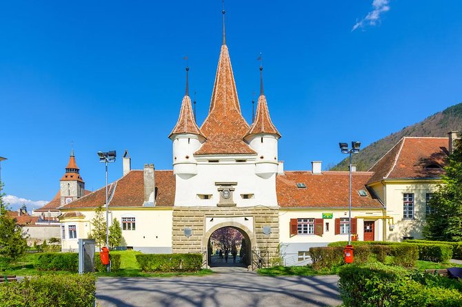 Private Transfer from Bucharest to Brasov - The Door-to-Door Advantage: Pickup in Bucharest or at OTP