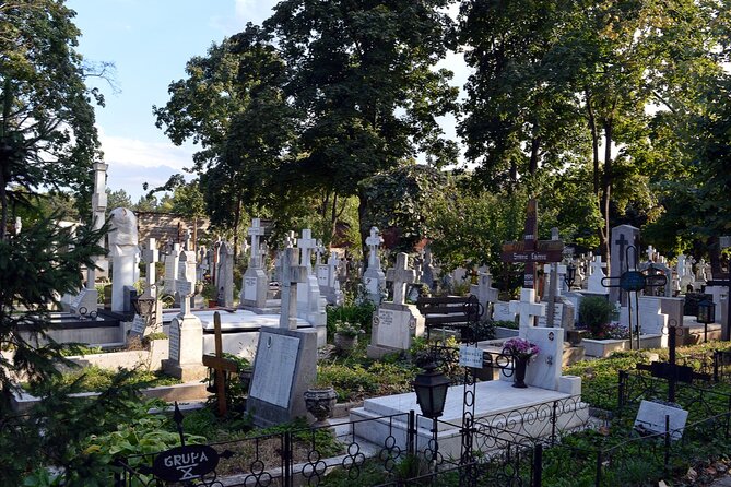 Quest Experience in Bellu Cemetery Bucharest - Price and value: is about $7.21 a good deal?