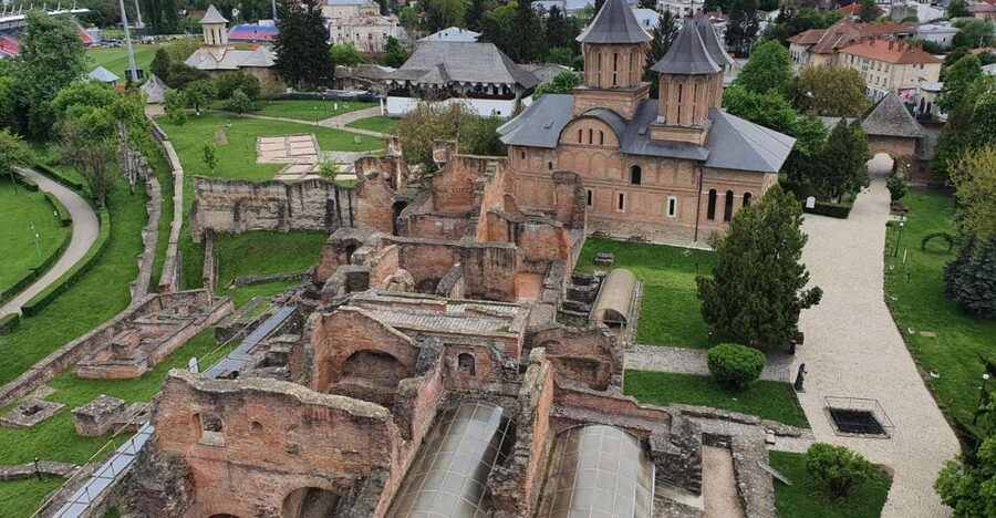 Real Dracula Princely Court and Real Dracula's Fortress - Price and logistics: what your $323 really buys