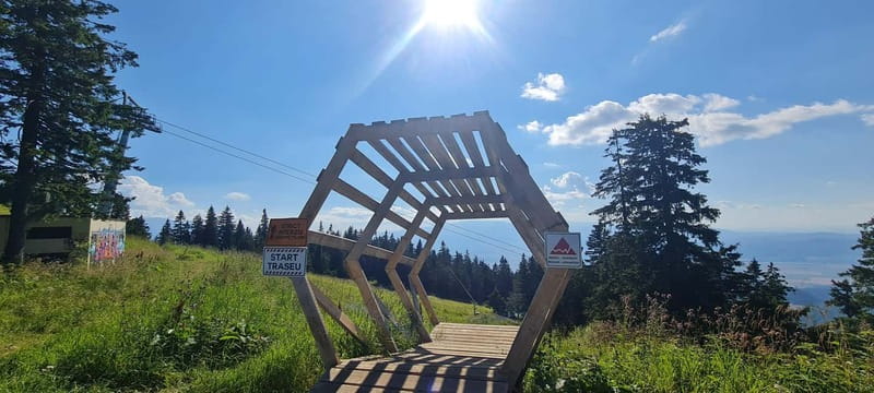 Ride Brașov’s Wild Trails with Daisy & Taste Local Life - Piatra lui Solomon to Poiana Brașov, where the forest ride does the talking