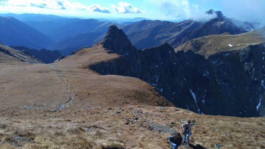 SB05 - Carpathian Heights: Hiking to Bâlea Cascada & Lake - The hike to Bâlea Glacier Lake: why 1.5 to 2 hours feels longer