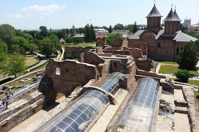 Searching for Dracula: Private Day Trip from Bucharest - Getting from Bucharest to Targoviste: the morning power move