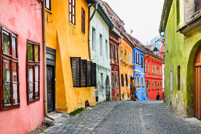 Sighisoara Fortress Quest: Exploration Game and Tour - Price, time, and offline play value at $5.99