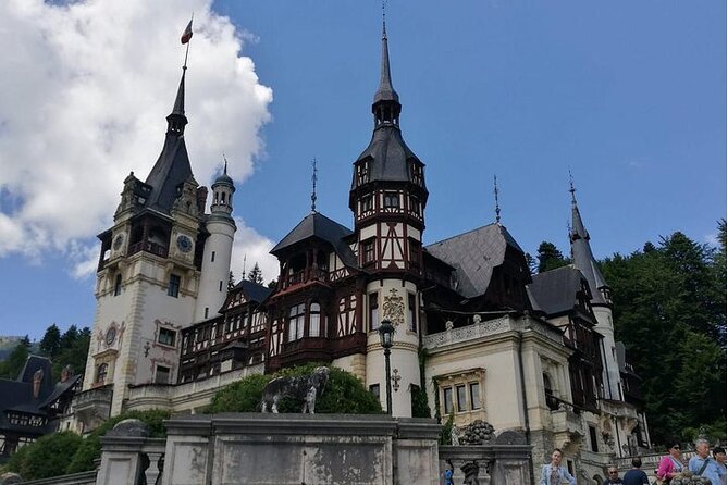 Sinaia and Brasov in one day - Price and value: what $192.29 covers, and what you should budget for