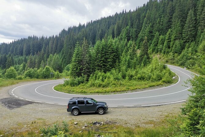 Sinaia and Brasov in one day - Group comfort and the important Bran question at pickup