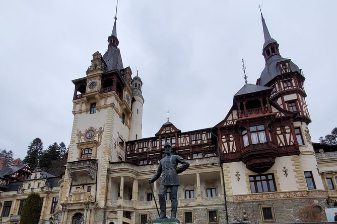 Sinaia - from the Bandits' Nest to the Cradle of the Romanian Dynasty - Manastirea Sinaia: bandits, caves, and a monastery refuge