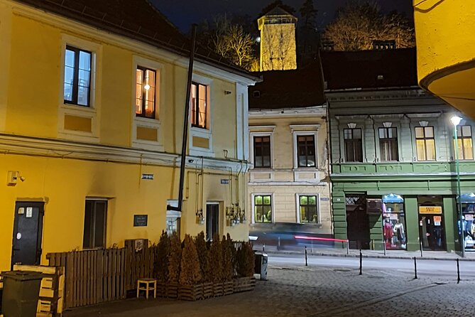 Small-Group Brasov-CROWN City Evening Tour with wine - Council Square to Black Church: the medieval centerline