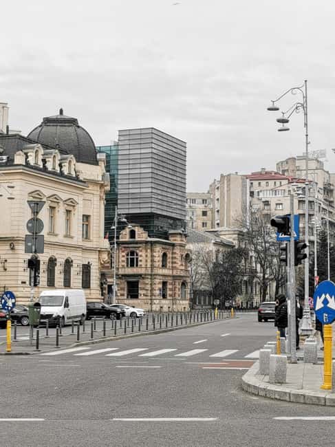 Small group Hop-on Hop-off Bucharest City Tour by minivan - Pickup and timing: what to expect from the minivan day plan