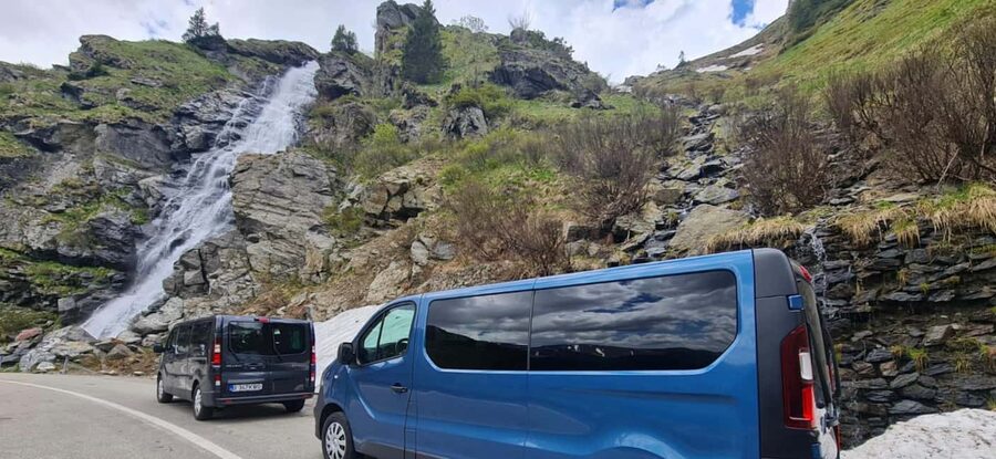 Small group max 7 - Bears Safari on Top Gear -Transfăgărășan - Curtea de Argeș break and why it sets the tone