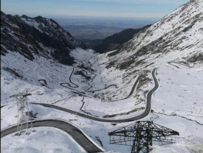 Small group max 7 – Bears Safari on Top Gear -Transfăgărășan