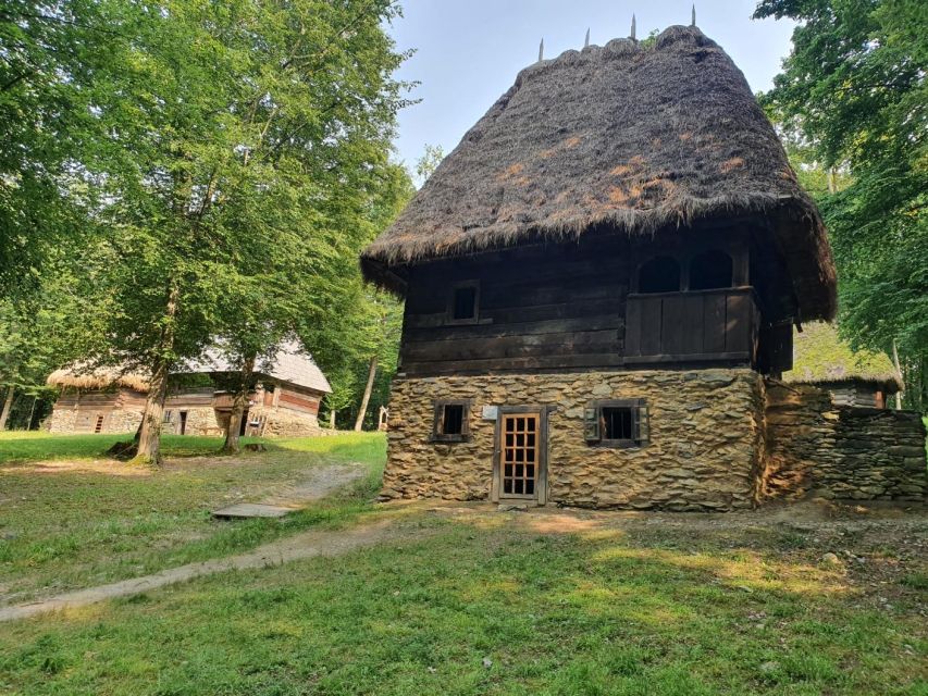 Snagov Monastery, Ceaușescu Mansion, & Village Museum - 6h - Dimitrie Gusti National Village Museum: tradition you can walk through