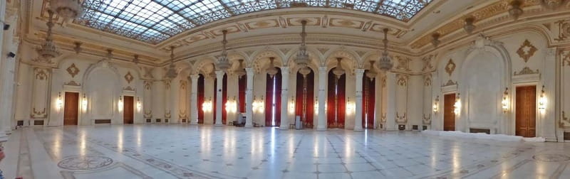 Spanish & Italian guided tour - Palace of Parliament - Key highlights you should care about