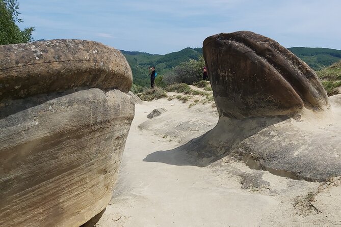 Strange Growing Stones and Mud Volcanoes in Buzau County - How the 8 to 9 hour day flows, and how to pace yourself